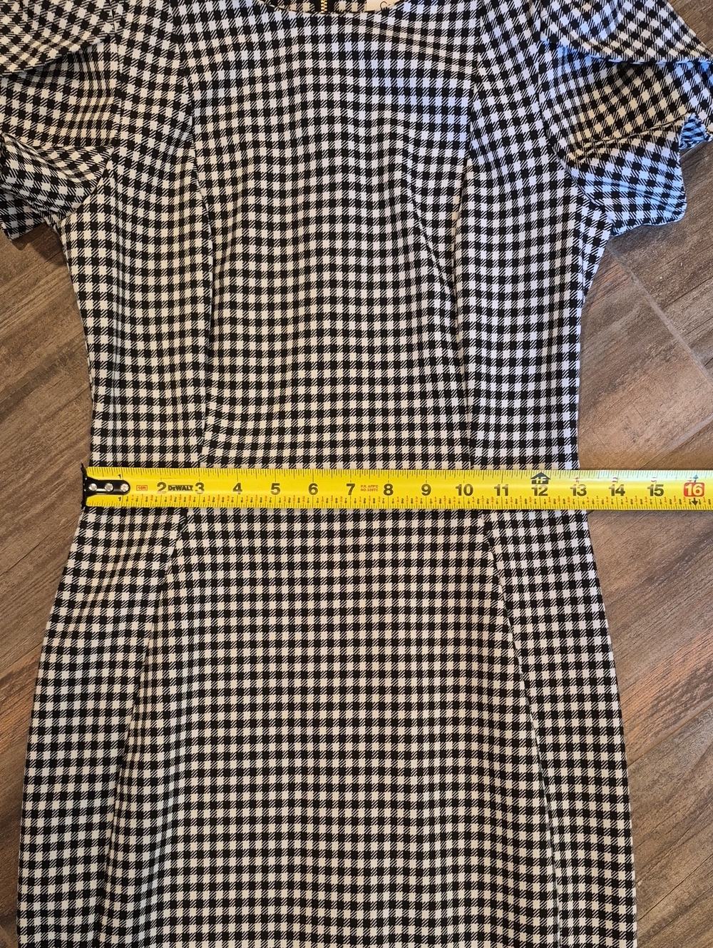 Calvin Klein Black & White Gingham Check Short Tulip Sleeve Sheath Midi Dress 2 - Picture 11 of 11